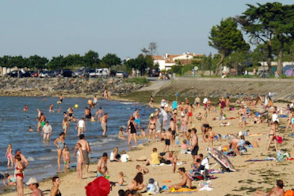 Le Clos Des Flots - La Plage La Flotte Exterior photo